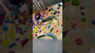 ボルダリング日記🧗🏻抱石日記 09032024 V5 その六 Urban Stone Climbing Gym [upl. by Noiwtna]