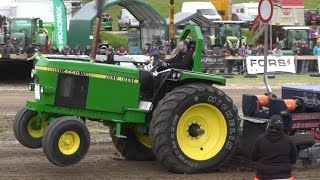 Tractor Pulling Develier 2016  4 5 t sport et Farmstock [upl. by Atsilac309]