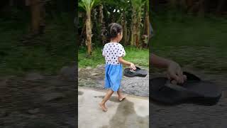 kaki emak kena duri 😭 funny shorts [upl. by Harlin]