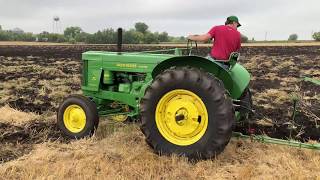 John Deere 70 530 630 730 gas 730 diesel and 4020 diesel plowing  International H [upl. by Marinna475]