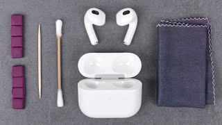 AirPods 3 reinigen  So machst du es richtig [upl. by Northrup]