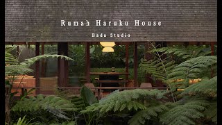 The house highlights the combination of Indonesian tradition and minimalist yet cozy style [upl. by Perusse]