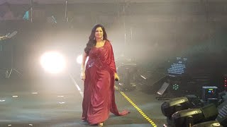 Nagada sang dhol baje full song shreyaghoshalconcert ishqfm allheartstour kolkata liveconcert [upl. by Monagan]