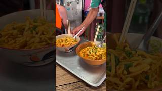 2 Chicken Khao Soi in Chiang Mai [upl. by Solrac]