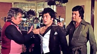 तेरी मौत का परवाना है मेरे पास  Action Scene  Rishi Kapoor Kader Khan Amitabh  Naseeb [upl. by Ruddie891]