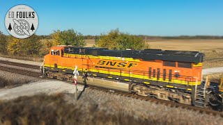 BNSF double stack blasts through Henrietta MO on a very windy but colorful fall morning [upl. by Nyrol]