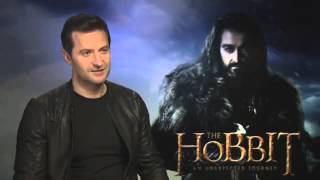 Richard Armitage sings Misty Mountains song [upl. by Nilhtac]