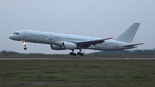 US Air Force Boeing C32B Gatekeeper Landing at Helsinki Airport [upl. by Valerye]