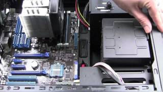 Mainboard einbauen  PC selber zusammenbauen 4 Teil  Howto [upl. by Verla]