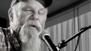 Seasick Steve performs Treasures [upl. by Anneehs]