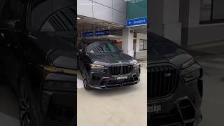 2025 bmw x7 [upl. by Anaerb]