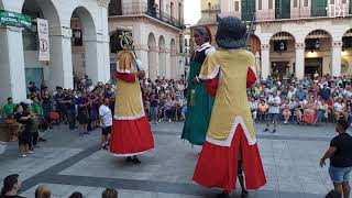 Bailes de la Comparsa de Gigantes y Cabezudos de Huesca [upl. by Zimmer746]