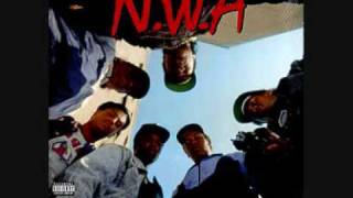 Gangsta Gangsta nwa Lyrics [upl. by Anni]