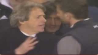 Jorge Jesus mostra 3 dedos a Tim Sherwood [upl. by Skip85]