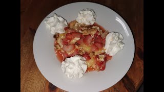 Gratin de fruits au croustillant de meringue [upl. by Naicad]