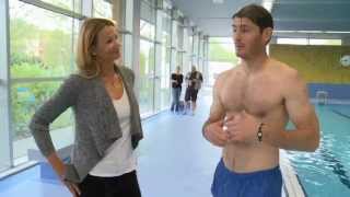 Henning Fritz beim Schwimmen mit Franziska van Almsick [upl. by Monika]