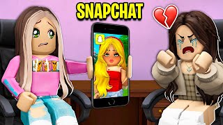 I Caught My Best Friends Boyfriend CHEATING on SNAPCHAT Roblox [upl. by Saerdna]