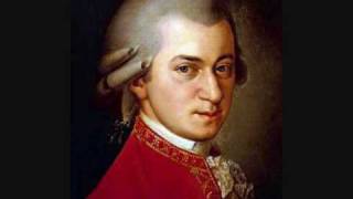 Mozart  Requiem  11 Sanctuswmv [upl. by Hanikehs660]