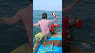 Siva Ram  చేపలు పట్టే కష్టమంతా వృధా అయిపోయింది  sivaram fishing boatlife fishingmethods fish [upl. by Yde]