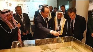 François Hollande vanne Jack Lang à Riyad  3012 [upl. by Artinak20]