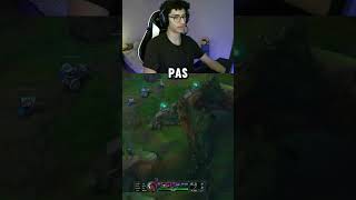 Ya des voitures dans Lol  stream leagueoflegends twitch cliptwitch [upl. by Dayir498]