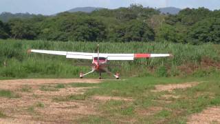 Short take off Cessna 182 Costa Rica [upl. by Hedgcock306]