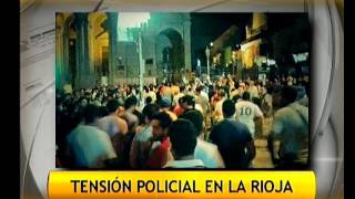 Tensión policial en la Rioja  Telefe Noticias [upl. by Linoel]