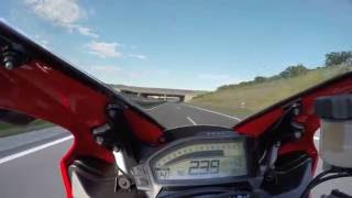 Honda CBR 1000 RR Fireblade 2012 Beschleunigung bergauf Top Speed Autobahn [upl. by Enilrem]