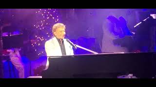 Barry Manilow singing Mandy then and now Las Vegas 1272023 [upl. by Bil]