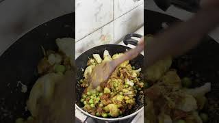 Delicious Aloo Matar Ki Sabji Recipe  Easy amp Flavorful Indian Curry [upl. by Trenna697]