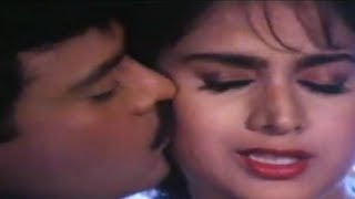 Ek Pappi Dede Mujhe  Video Song  Aaj Ka Goonda Raaj  Chiranjeevi amp Minakshi Sheshadri [upl. by Ing]