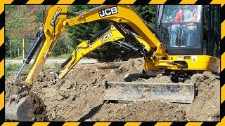 Diggerland UK Kids Love Digging at Diggerland  2014 [upl. by Casar681]