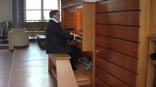 Thomas Schmidt spielt Patrick Schönbach Toccata über „Christus ist erstandenquot [upl. by Eille453]