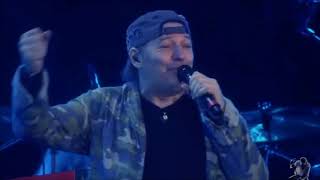 09  Siamo Soli  Live Kom 011 The Complete Edition  Vasco Rossi [upl. by Barnabas82]