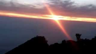 Sunrise di Puncak Gunung Sumbing 3371 Mdpl [upl. by Rebeca743]