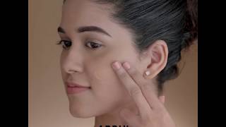 Lakmé 9to5 Weightless Mousse Foundation  How to Use [upl. by Reyaht]