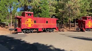 Railroad Park Resort Caboose quotCabinsquot walkthrough Dunsmuir California [upl. by Ednutabab]