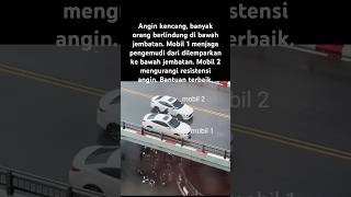 Angin kencang 2 mobil penyelamat pengendara motor Masyaallah humanity responsibility shorts [upl. by Deraj]