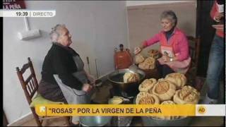 Andalucía Directo  Rosas de dulce para la Virgen de la Peña en Puebla de Guzmán Huelva [upl. by Eerot559]