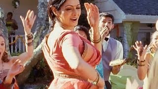 Navrai Majhi  Full Video Song  English Vinglish  Sridevi Best Song [upl. by Arret557]