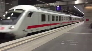 Intercity Einfahrt in Berlin Hbf Tief [upl. by Ennahtebazile]