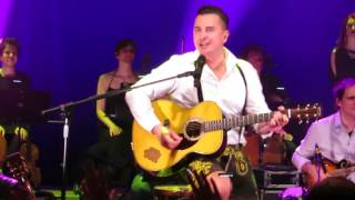 Andreas Gabalier  München 06042017 Pinkelpause und Hulapalu [upl. by Garges496]