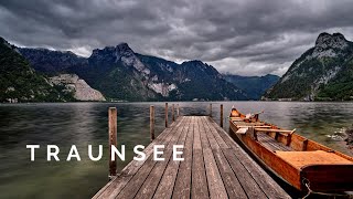 Traunsee Der tiefste See im Salzkammergut am Fuße des Traunstein Gmunden Austria [upl. by Sul]