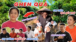 TIN VUI Ba Mẹ Con Em Gái Có Công Việc Mới  Em Thuỳ “Xuýt” Bị Chị Thảo ĐÁNH Ghen Luận Vlog [upl. by Novak878]