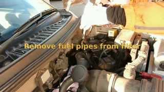 Freelander Fuel Filter Replacement 20 Diesel XEDI  L series 1999 [upl. by Orlan]