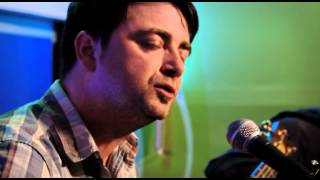 Watch Damien OKane Singing The Breaking of Omagh Jail in Session with Lynette Fay [upl. by Acinhoj396]