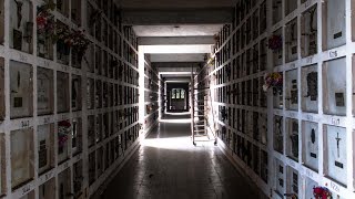 Visito las tumbas de Gilda Gardel y Cerati  Cementerio de la Chacarita [upl. by Aydne]