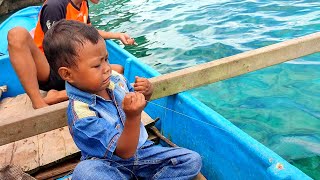 Little boy fishing  menegangkan lihat Ekspresi Bocil saat Mancing dibawah tebing 😱 [upl. by Lorsung]