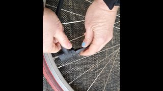 Using a bicycle floor pump with dual smart head and pressure guage [upl. by Aeriela]