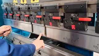 Hydraulic press brake machine Tools Leveling How ro adjust the tools levelingZYMT engineer help [upl. by Vinson]